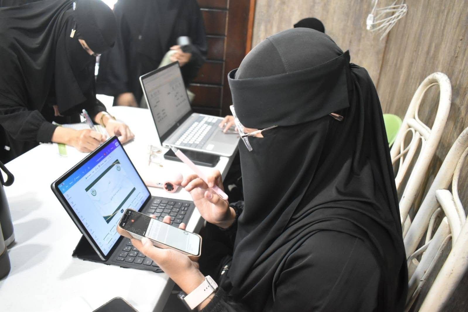 تنصيب مسؤولات الحافظات في فروع جمعية الحفاظ بالفلبين