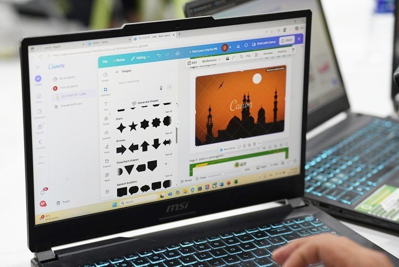 تطوير مهارات أعضاء الجمعية وأبنائها في التقنيات الحديثة